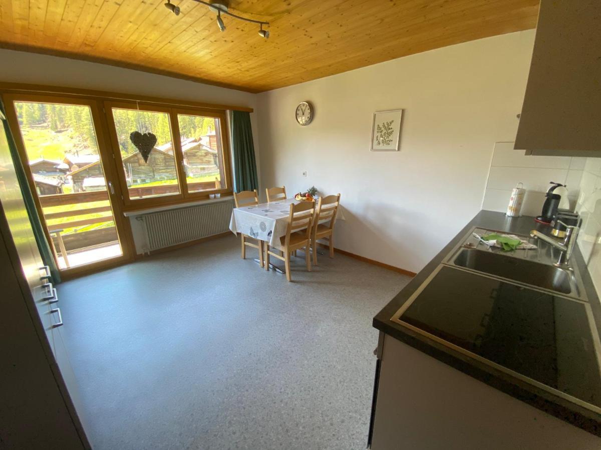 Apartments Carmena Saas-Grund Εξωτερικό φωτογραφία