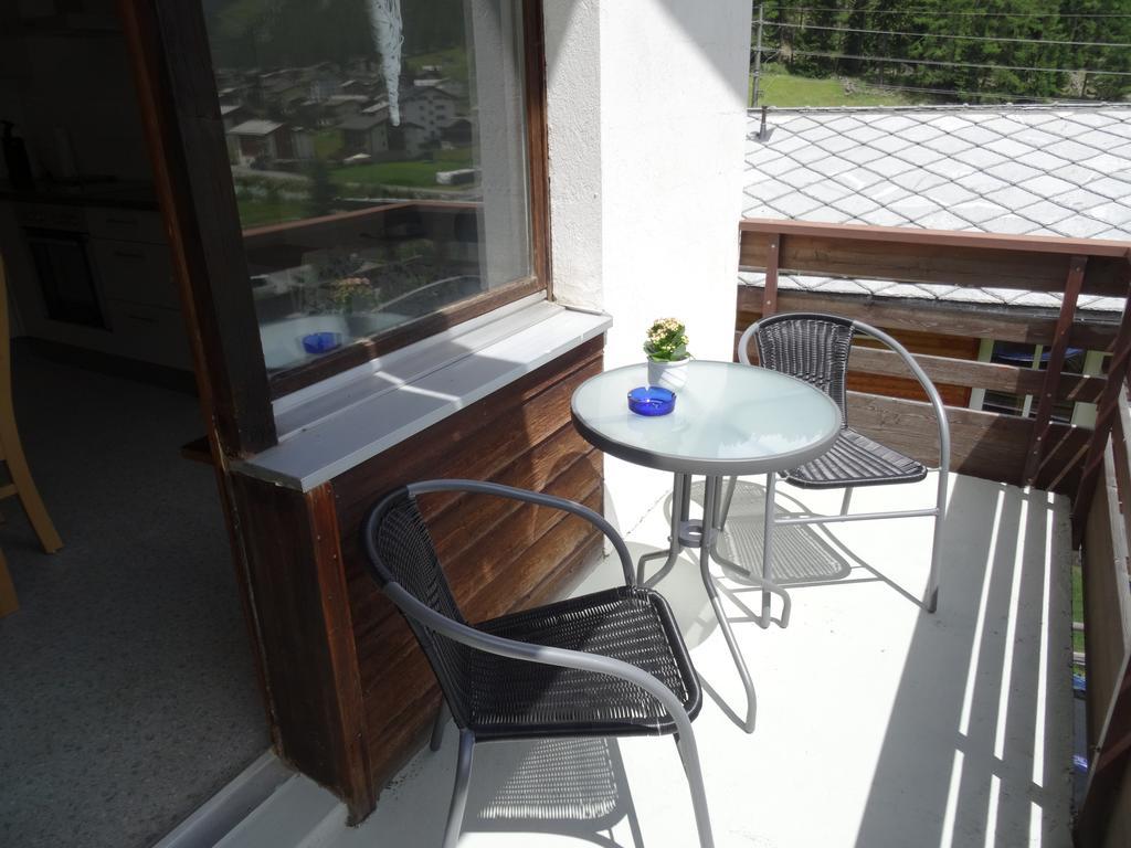 Apartments Carmena Saas-Grund Εξωτερικό φωτογραφία