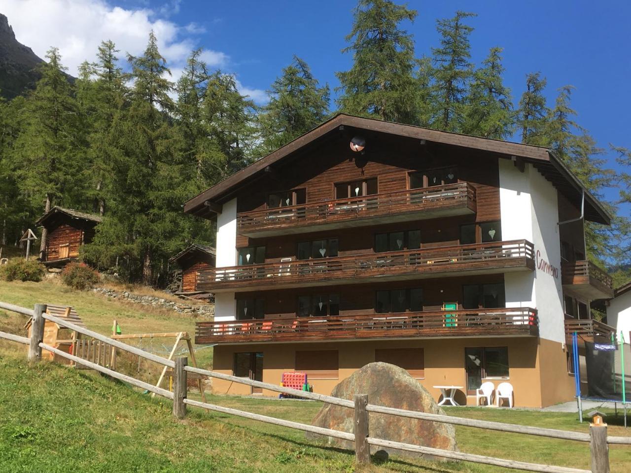 Apartments Carmena Saas-Grund Εξωτερικό φωτογραφία